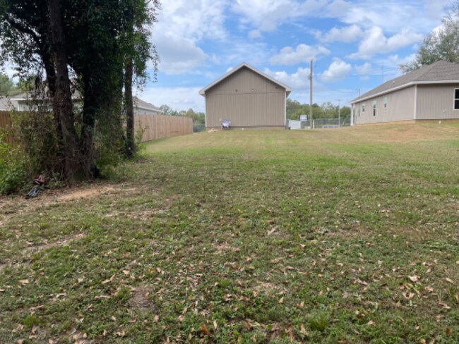 Building Photo - 8055 4th St