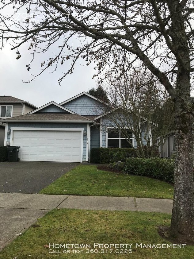 Primary Photo - Spacious 3 Bedroom Rambler!