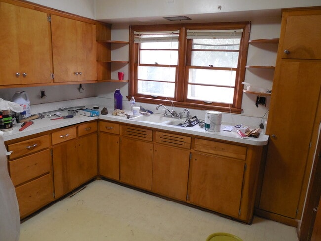original hand built maple cabinets - 131 N Rockford Ave