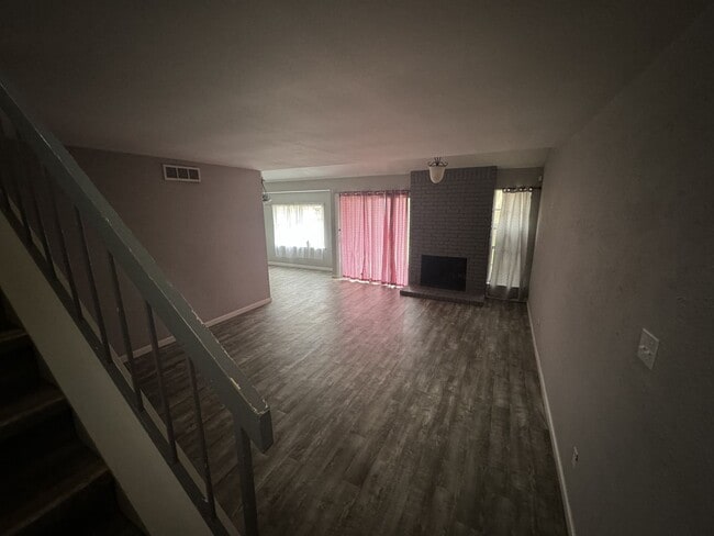 Building Photo - 10403 Golden Meadow Dr #A, Austin, Texas 7...