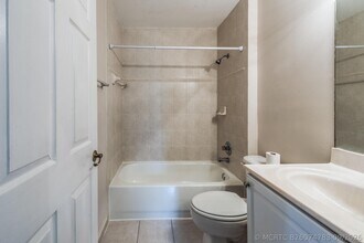 Building Photo - 4020 NW 90th Way