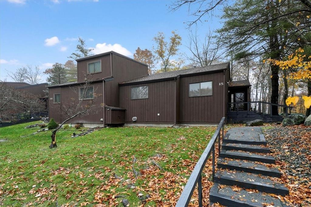 15 Laurel Ct, Woodbury, NY 10930 Townhome Rentals in Woodbury NY