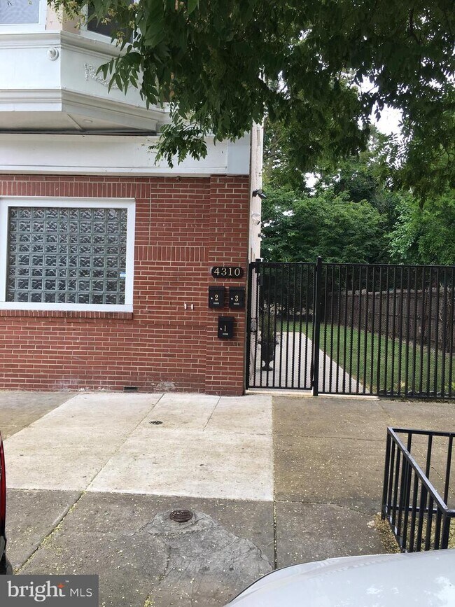 Building Photo - 4310 Germantown Ave