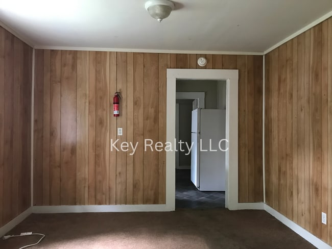 Building Photo - 1005 Stracener St