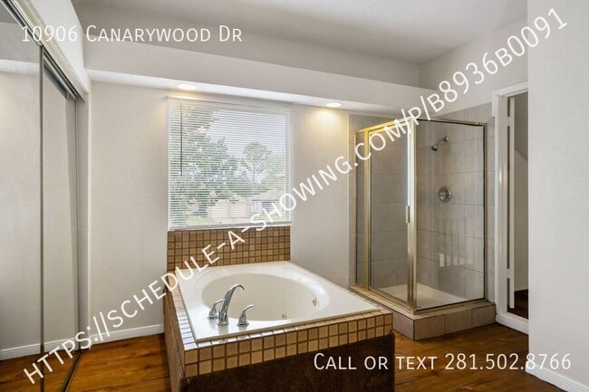 Building Photo - 10906 Canarywood Dr