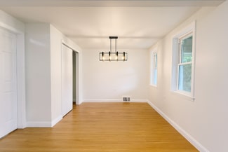 Building Photo - 6136 S Kildare Ave