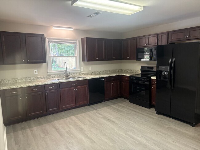 Foto del edificio - Two Bedroom One Bath