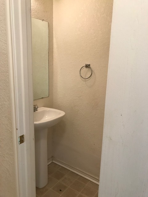 Building Photo - 9910 Amber Ledge