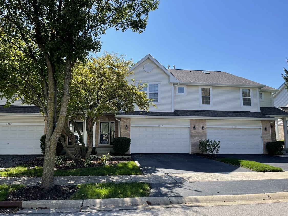 Foto principal - 3007 Tangley Oaks Trail