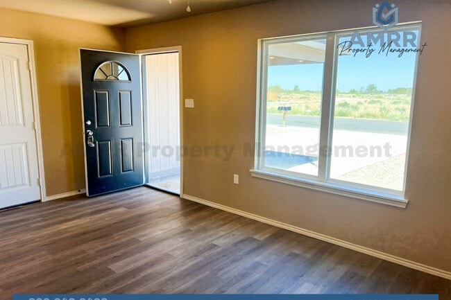 Building Photo - Cozy 3-Bedroom Home – Perfect for Modern L...