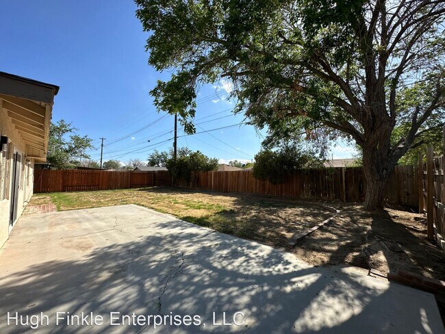 Building Photo - 4 br, 2 bath House - 45549 East 7th Street