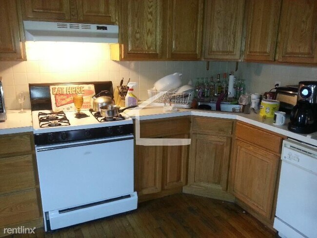 Building Photo - 5 br, 2 bath  - 15 Alcott St # 16-2