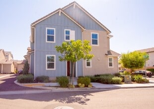 Building Photo - 7039 Mallow Dr