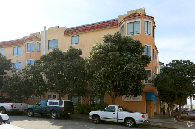 Foto del edificio - 3101-3111 Vicente St