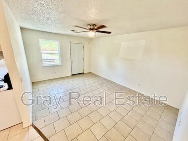 Building Photo - 15400 Co Rd 1501