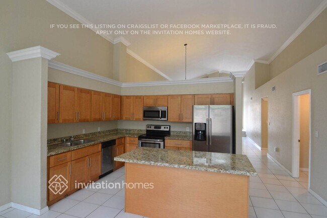 Building Photo - 8764 NW 153rd Terrace