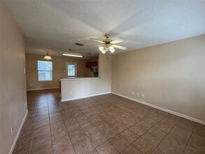 Building Photo - 14129 Broken Arrow Dr