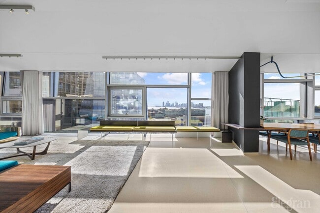 Foto del edificio - 100 11th Ave