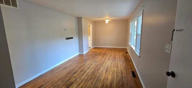 Building Photo - 129 Edgemoor St