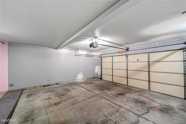 Foto del edificio - 3 br, 3 bath Condo - 23421 S Vermont Ave U...
