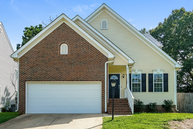 Building Photo - 2529 Trailwood Hills Dr