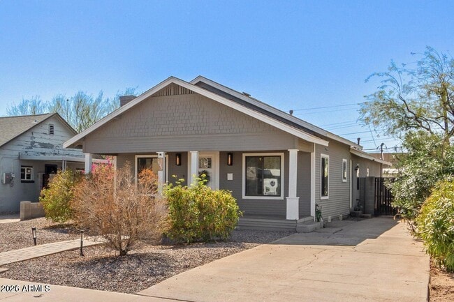 Building Photo - 1645 W Willetta St