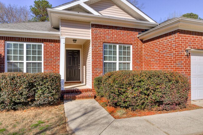 Building Photo - Updated 4 Bedroom in Grovetown