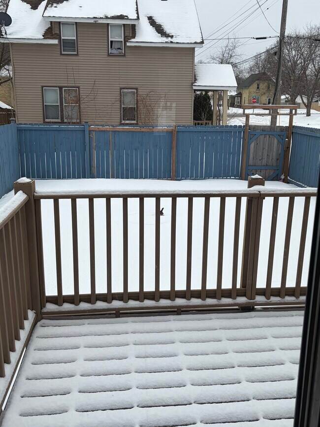 Foto del edificio - 629 8th Ave N