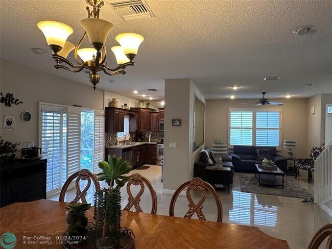 Foto del edificio - 10084 Country Brook Rd