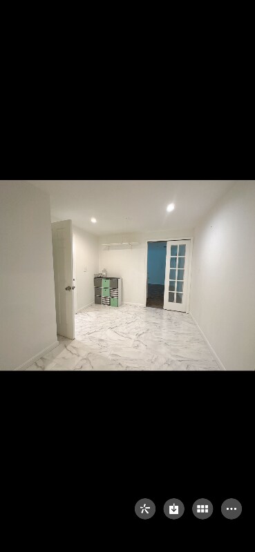 Foto del edificio - 5706 Regal Crest Ct