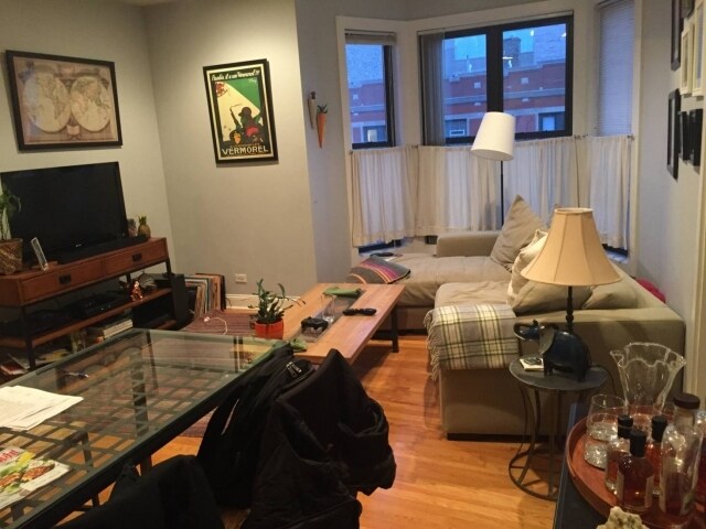 Primary Photo - 605 W Belmont Ave
