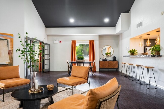 Foto del edificio - Eagle Point Apartments