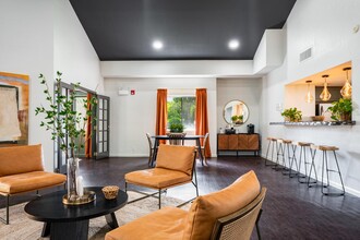 Building Photo - Eagle Point Apartments