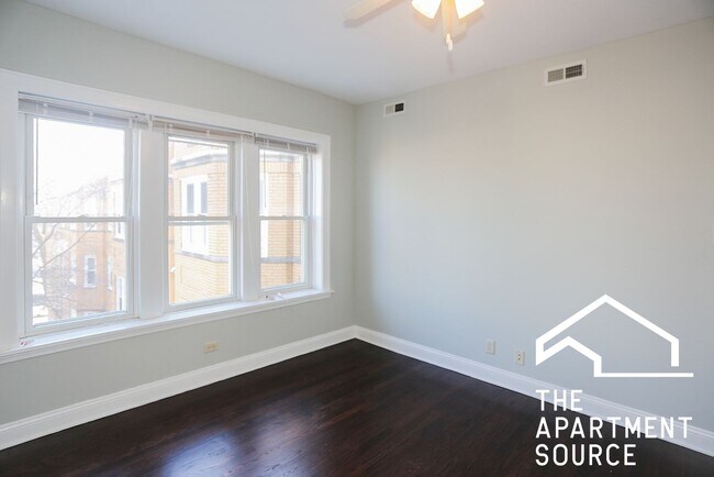 Foto del edificio - 4812 N Paulina St