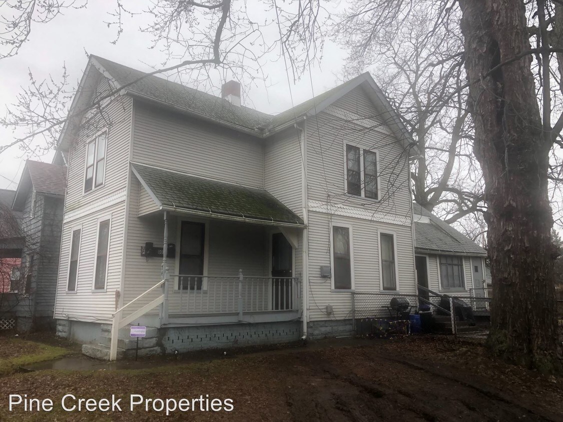Primary Photo - 7418 Clement Ave