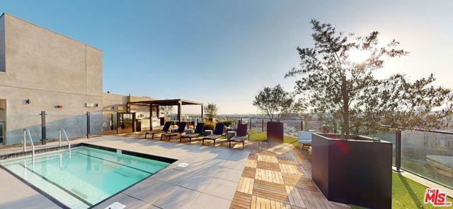 Foto principal - 3800 Mentone Ave