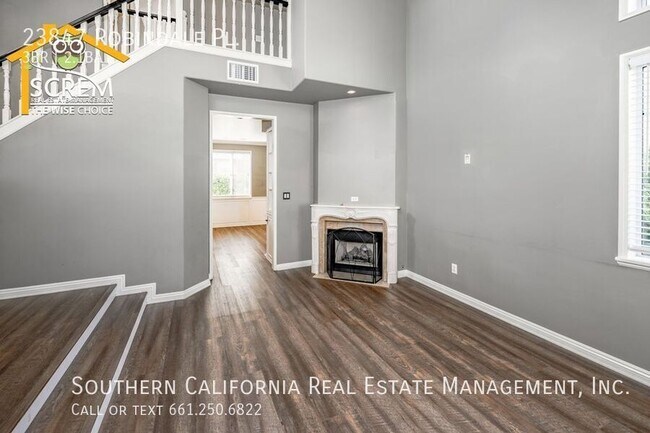 Foto del edificio - 23847 Robindale Pl