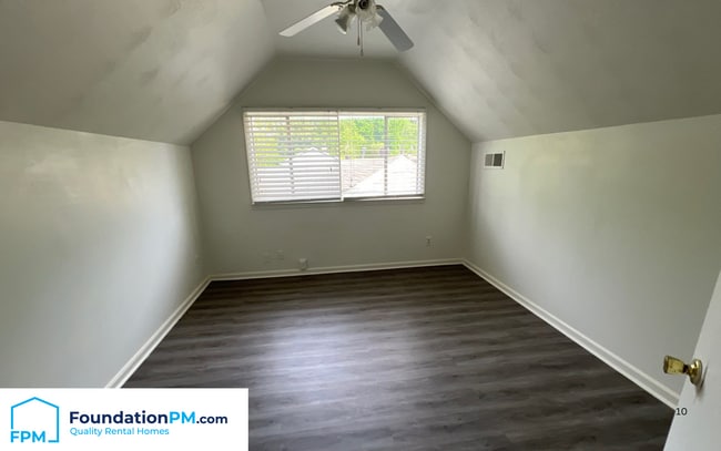Building Photo - 5139 Steuben Dr