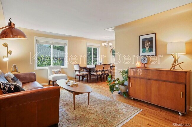 Foto del edificio - 2805 Fenton St