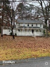 Building Photo - 2055 Pinella Dr