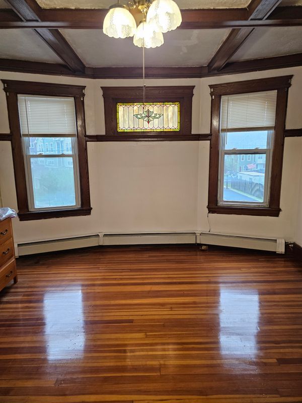 Foto del edificio - 34 Elmwood Pl