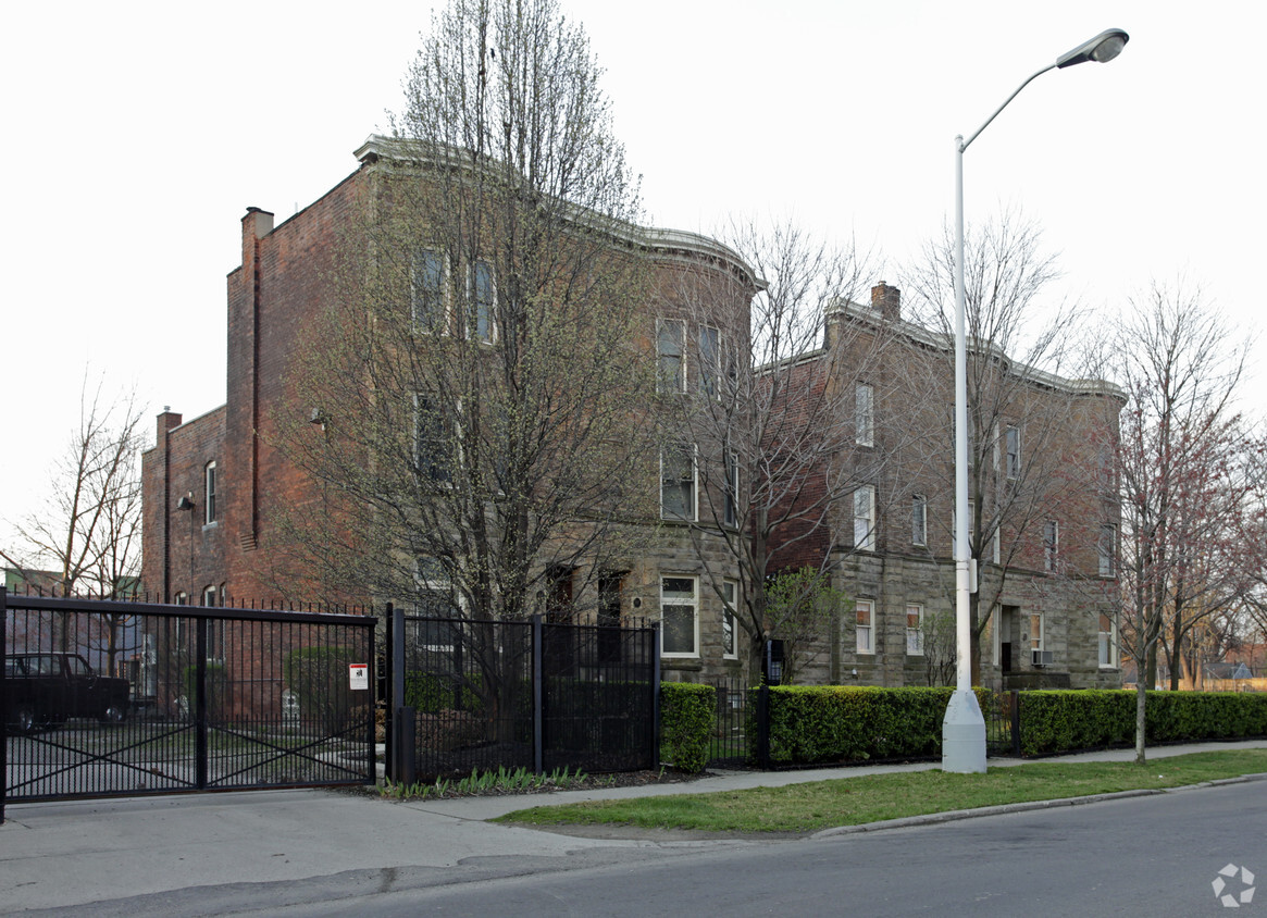 Building Photo - Second Avenue Terraces