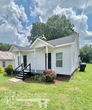 Building Photo - 1101 N Anthony St