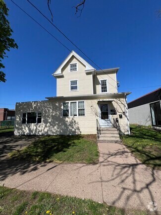Building Photo - 982 Dixwell Ave