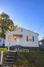 Building Photo - 156 Fermo Ave