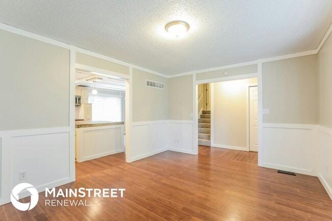 Building Photo - 1811 Patricia Dr