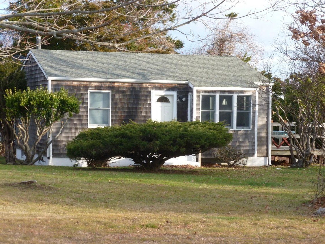 Primary Photo - 16 S Delphi St