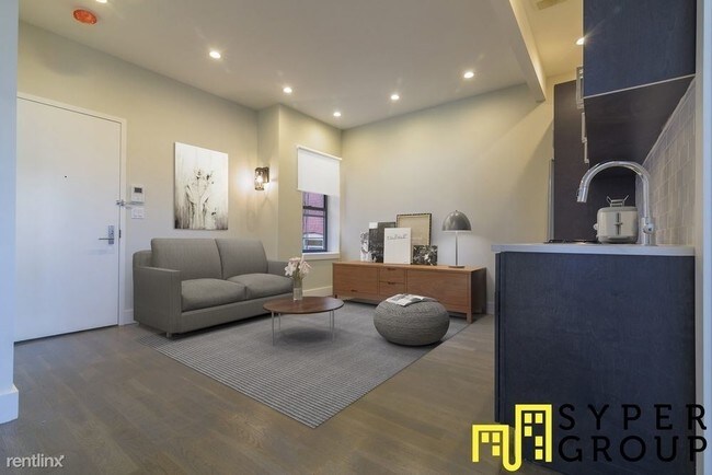 Foto del edificio - 206 Clarkson Ave