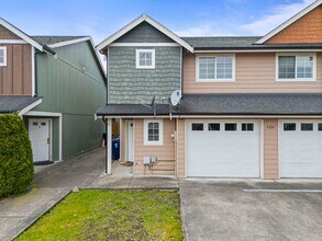 Building Photo - 4330 S Lawrence St