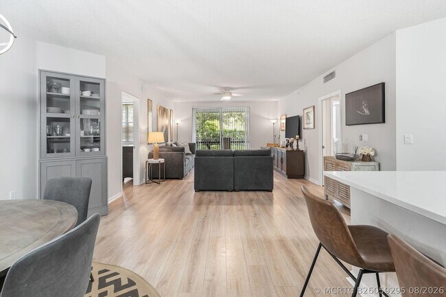 Foto del edificio - 11790 St Andrews Place